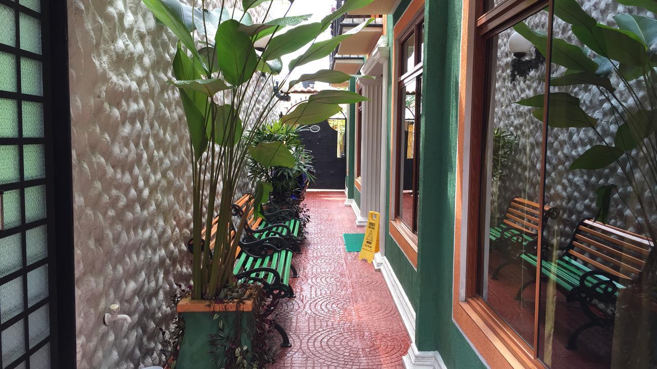 Apartahotel Tierras Amazonicas Leticia Exteriör bild