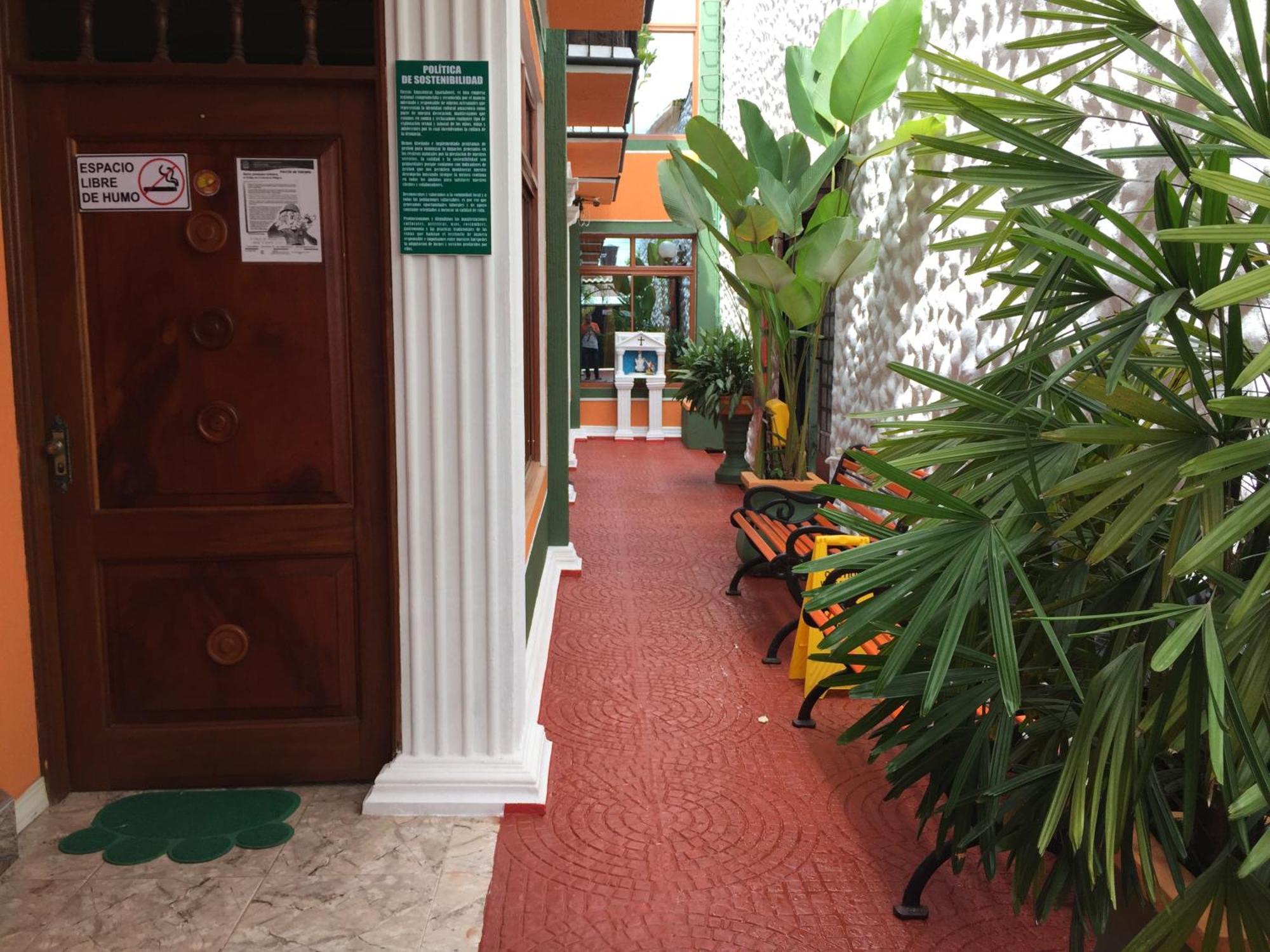 Apartahotel Tierras Amazonicas Leticia Exteriör bild